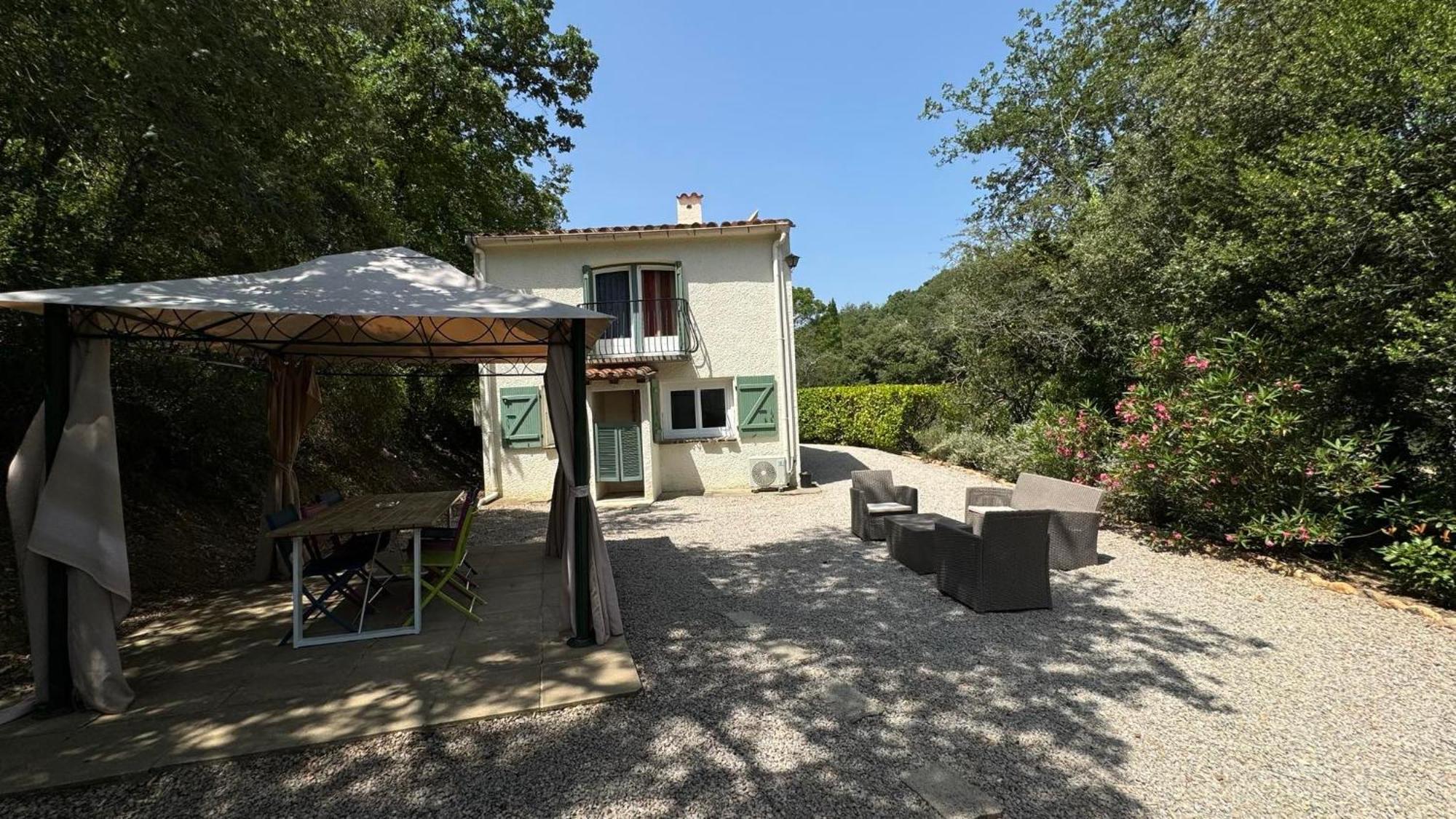 Maison Avec Piscine Chauffee Entre Mer Et Montagne Montauriol  Eksteriør billede